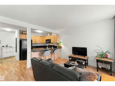 #119 150 EDWARDS DR SW photo 21