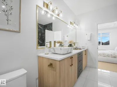 19308 30 Avenue NW photo 47