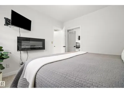 75 CHARLTON CR photo 28
