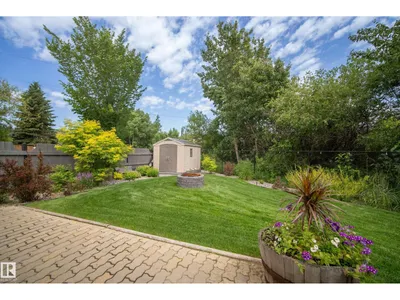 75 CHARLTON CR photo 29