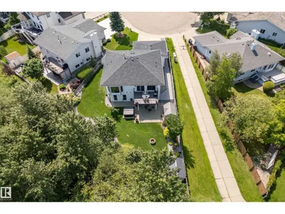 75 CHARLTON CR photo 37