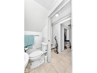 12253 94 ST NW photo 33
