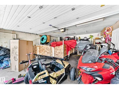 12253 94 ST NW photo 34