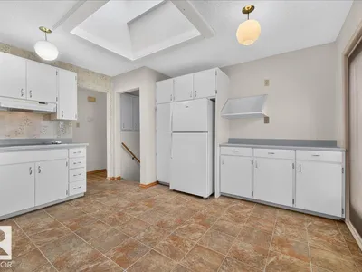 15128 88 ST NW photo 16