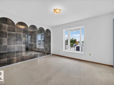 15128 88 ST NW photo 27