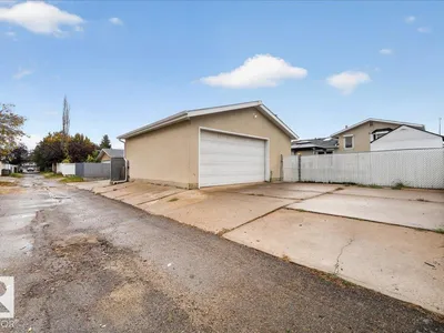 15128 88 ST NW photo 49