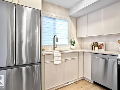 3 18640 18 AV NW photo 6