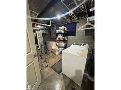 9246 154 ST NW photo 43