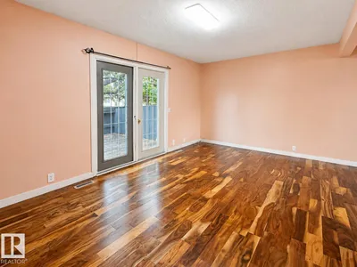 1704 37 ST NW photo 11