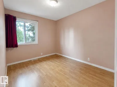 1704 37 ST NW photo 25