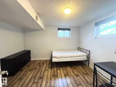 10840 74 AV NW NW photo 22