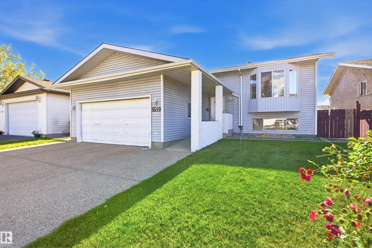 3519 33 AV NW exterior
