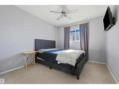 3519 33 AV NW photo 18