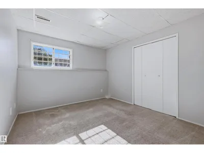 3519 33 AV NW photo 35