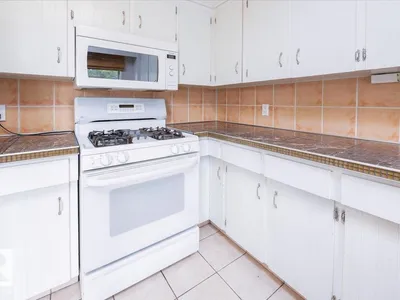4107 147 ST NW photo 19