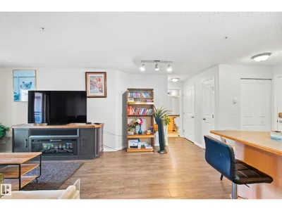 #203 245 EDWARDS DR SW photo 8