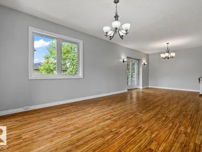11429 64 ST NW photo 18