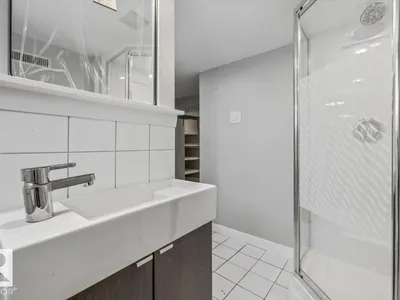 11429 64 ST NW photo 44