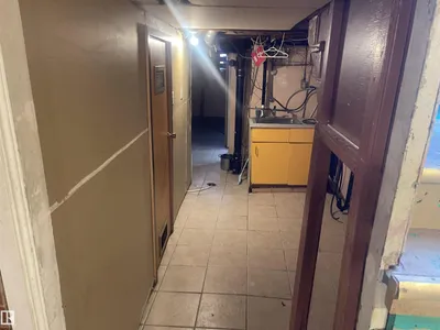 11444 97 ST NW photo 36