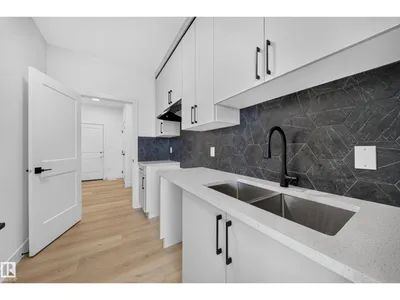 3119 9 ST NW photo 12