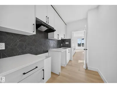 3119 9 ST NW photo 13