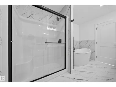 3119 9 ST NW photo 23