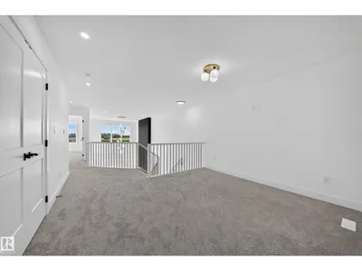 3119 9 ST NW photo 27