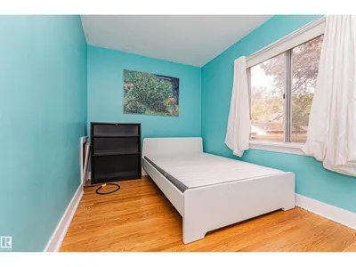 10918 84 AV NW photo 20