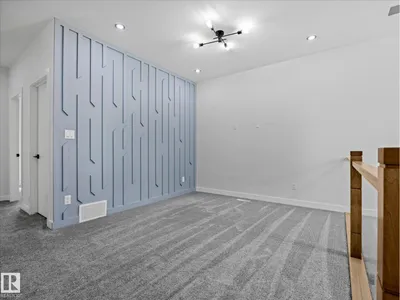 16115 34 AV SW photo 28