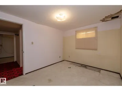 11322 52 ST NW photo 45