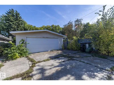11322 52 ST NW photo 67