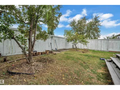 1233 ORMSBY LN NW photo 38