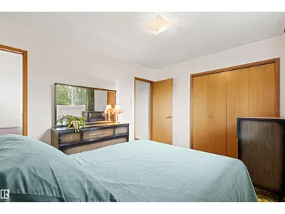 7211 140 AV NW photo 25