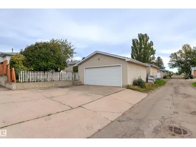 7211 140 AV NW photo 65