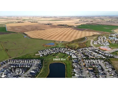 10603 95 ST photo 42