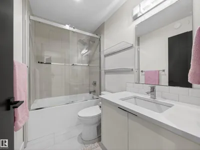 10449 143 ST NW photo 33