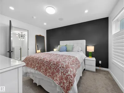 10449 143 ST NW photo 46