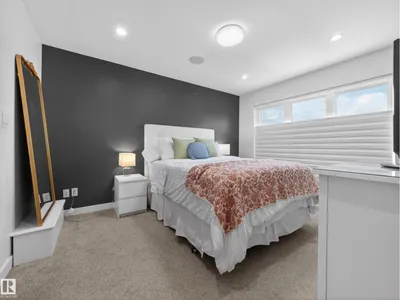 10449 143 ST NW photo 47