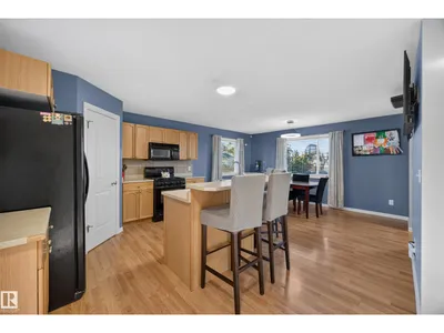 16408 59 ST NW photo 9
