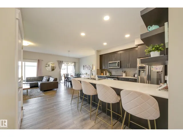 9932 223 ST NW, Edmonton