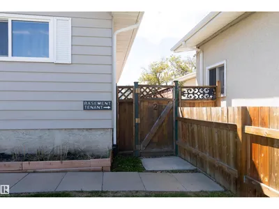 7115 39A AV NW photo 24