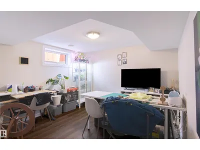7115 39A AV NW photo 33