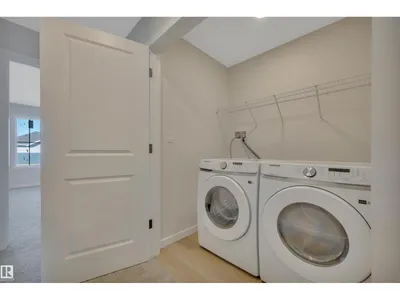 5304 HAWTHORN CL SW photo 47