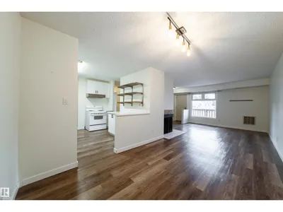 5898 172 ST NW photo 10