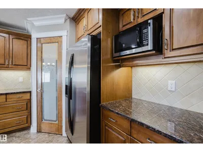11616 174 AV NW photo 18