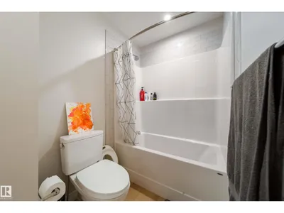 21035 128 AV NW photo 22