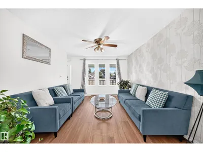 4424 33 ST NW photo 6