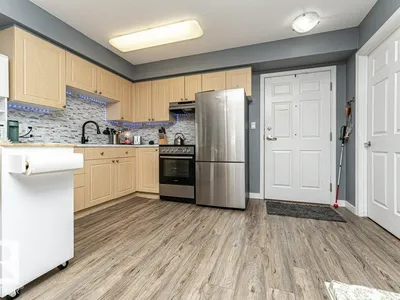 #233 8802 SOUTHFORT DR photo 7