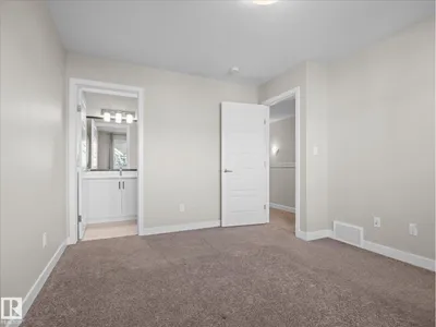 541 PATERSON WY SW photo 18