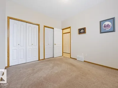 9 HILLCREST CO photo 6